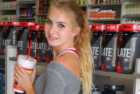 【真人动态SLG/汉化】发条毒剂 V0.80 PC+安卓精翻汉化版+全CG【4.2G】-乐游二次元